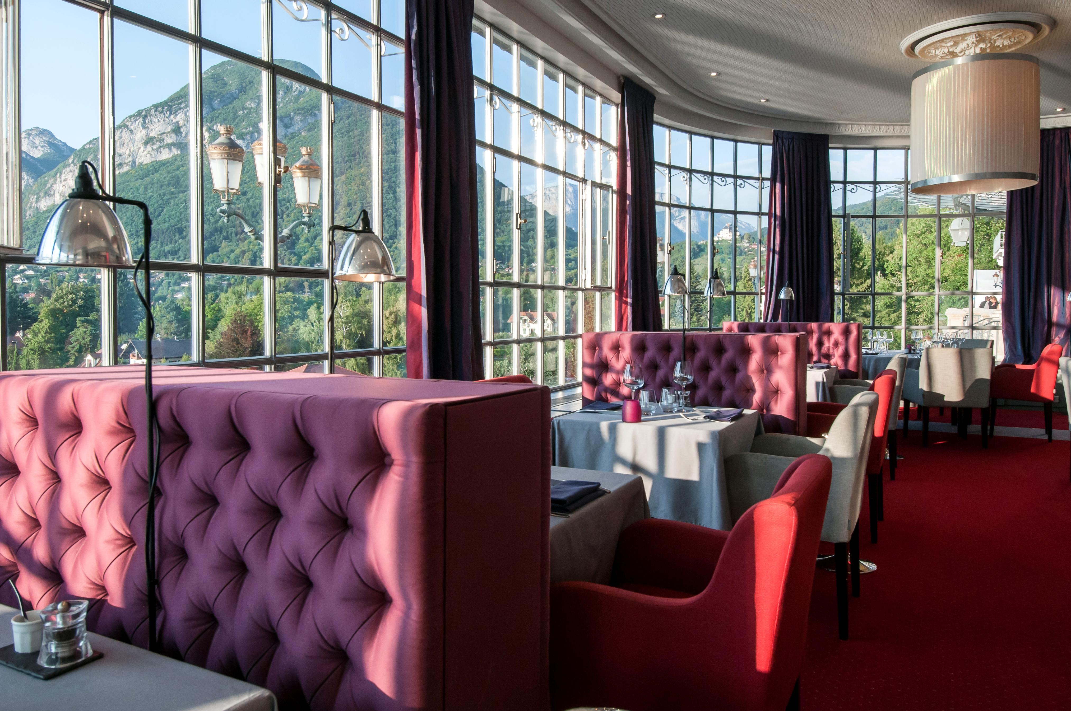 Le Palace De Menthon ภายนอก รูปภาพ Restaurant