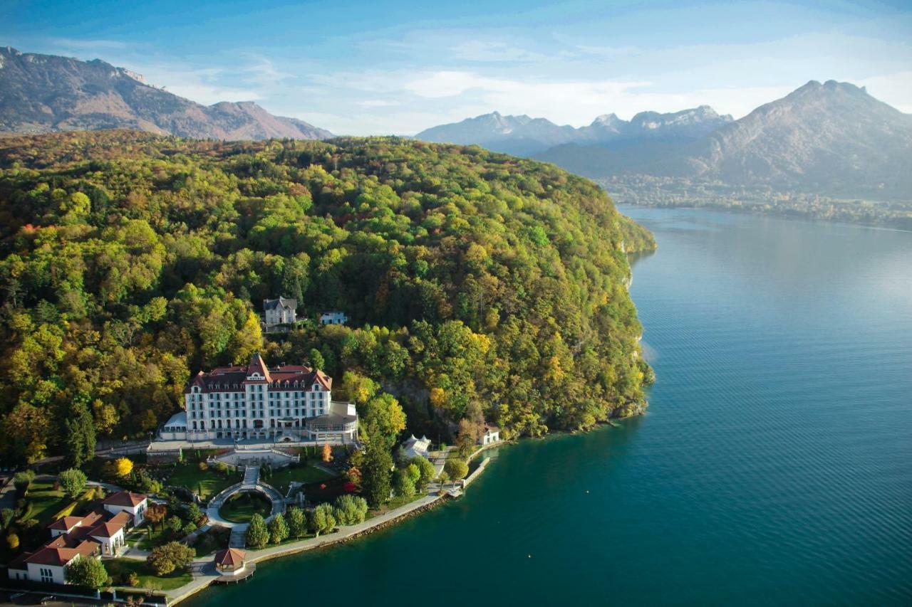 Le Palace De Menthon ภายนอก รูปภาพ Aerial view of the Dolder Grand