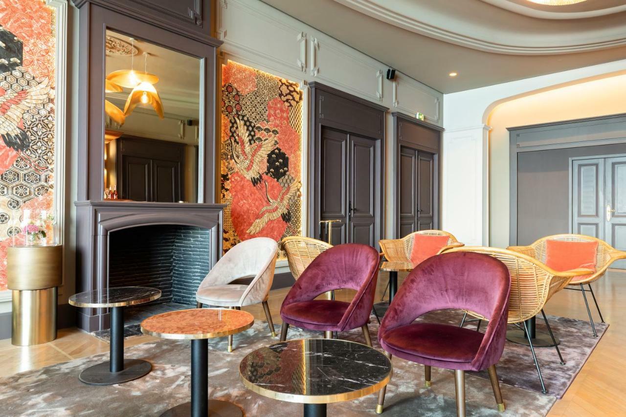 Le Palace De Menthon ภายนอก รูปภาพ The interior of the hotel