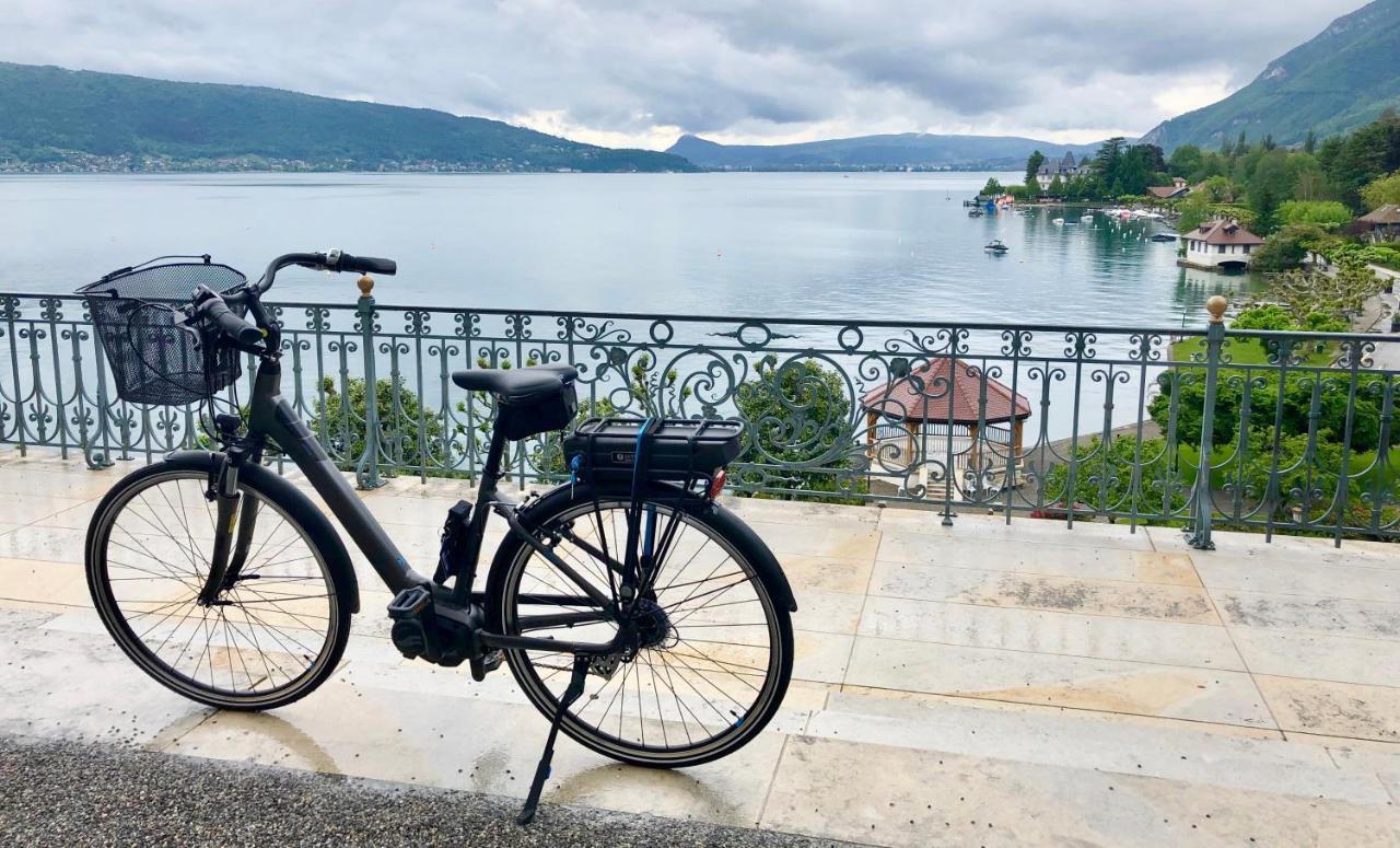 Le Palace De Menthon ภายนอก รูปภาพ Electric bicycle in Switzerland